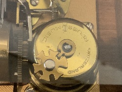 113328
