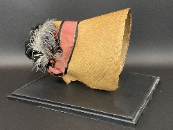 113674