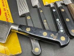 114635