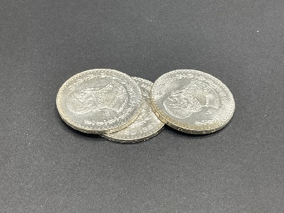 132818