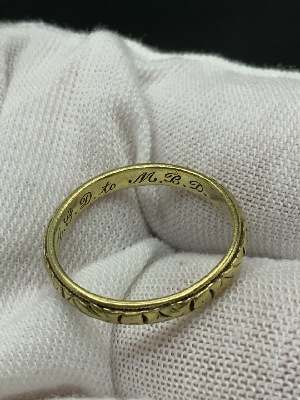 134047