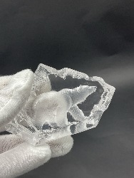 172058