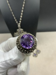 172673