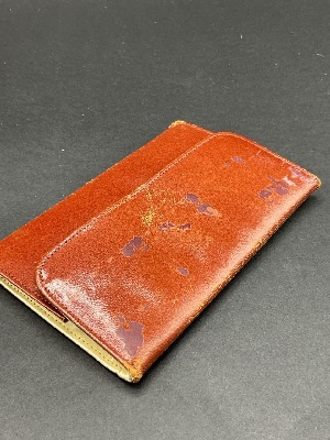 179402
