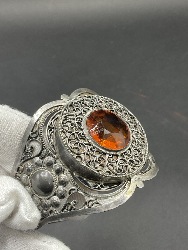178410