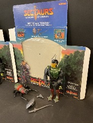 182699