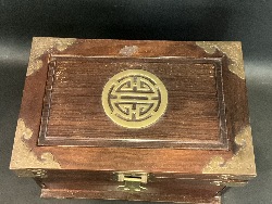 183015