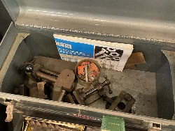 184304