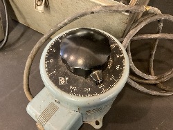 184313