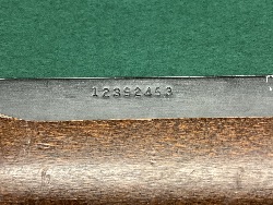 168945