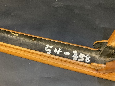186050