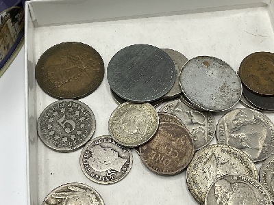 186600