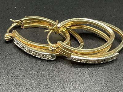 186700