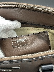 185608