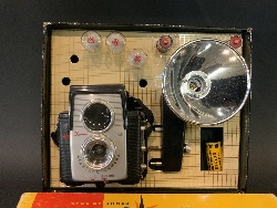 185221