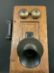 212196