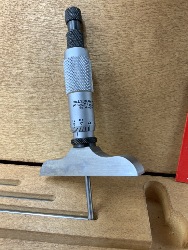 212895