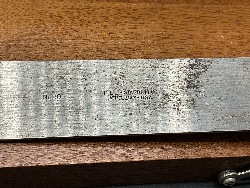 215047