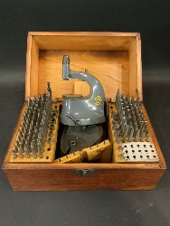 216525