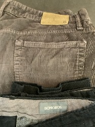 215230
