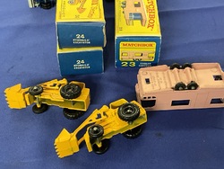 223521
