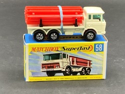 223862