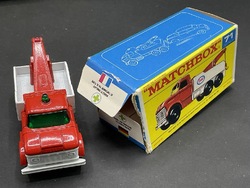 223956
