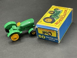 223963