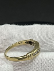 225723
