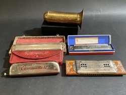226108