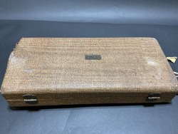 225370