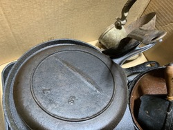 225428