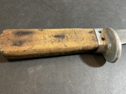 226403