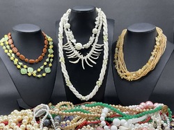 222572