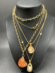 222607