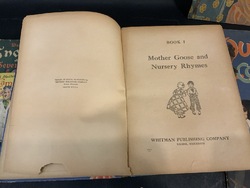 228226