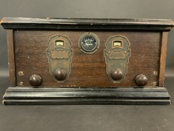 228325